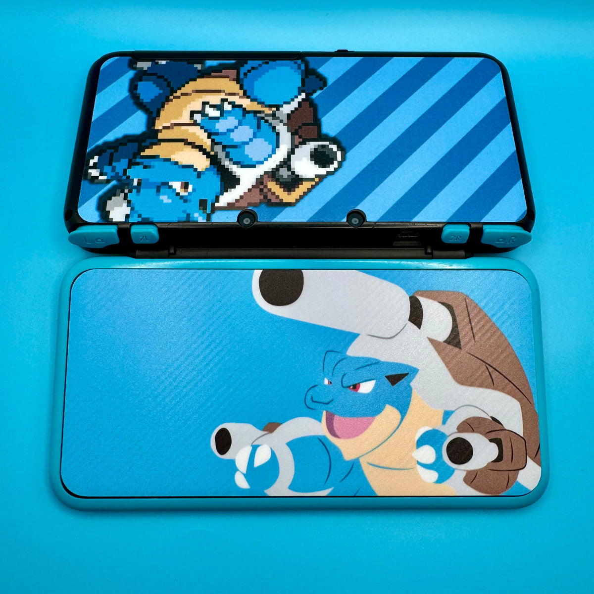 Nintendo 2DS XL — Custom Vinyl Skin Blue Blast